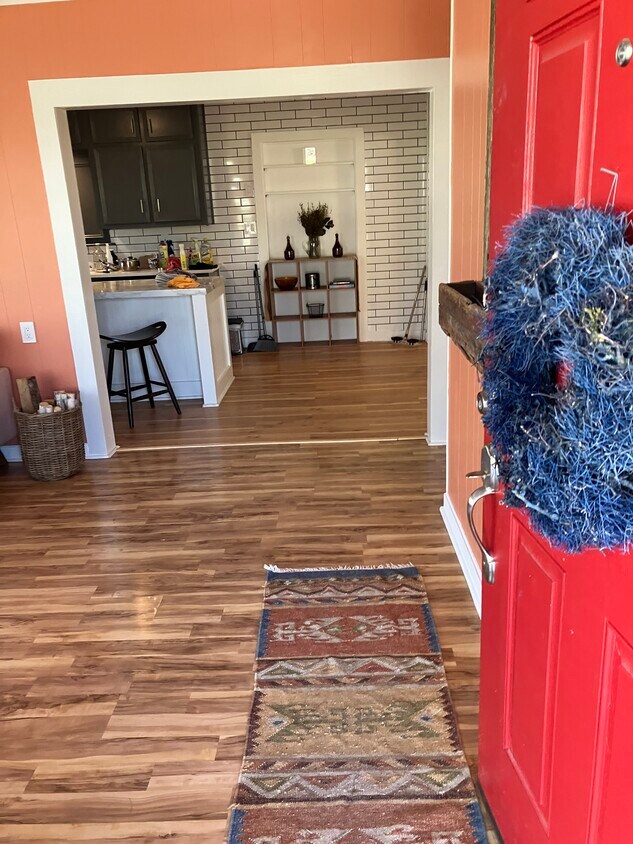 Foto principal - 1409 Burns Blvd