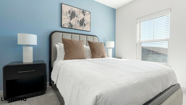 Foto del edificio - 6000 Front St