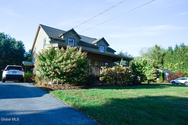 Foto del edificio - 48 Smith Bridge Rd