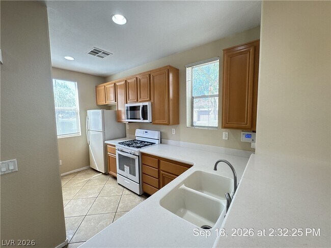 Building Photo - 5216 Pendergrass St