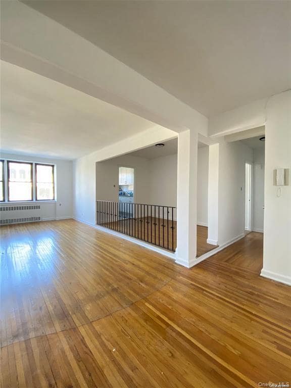 Foto principal - 143-50 Hoover Ave