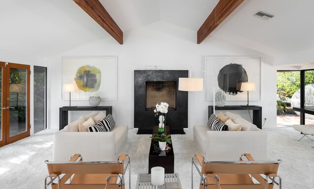 Foto del edificio - 1375 Summitridge Place