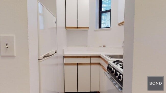 Foto del edificio - 350 E 76th St