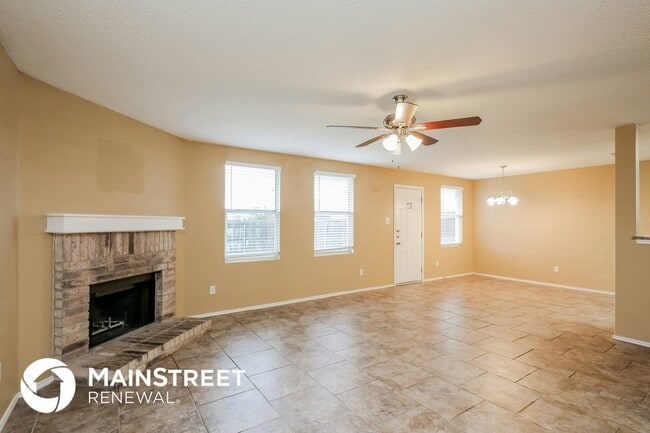 Building Photo - 3124 Crimson Clover Dr