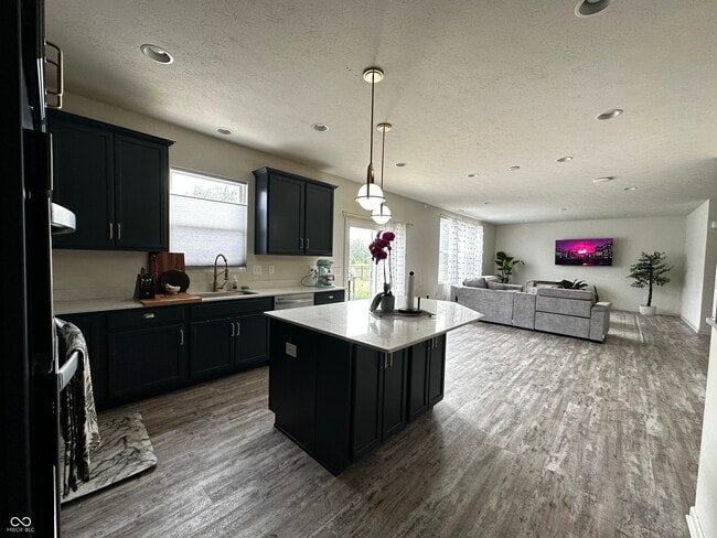 Building Photo - 6083 Flagler Ln