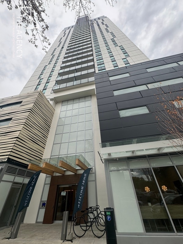 Building Photo - 1488 Bertram St