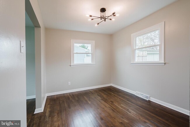 Building Photo - 103 Durso Dr