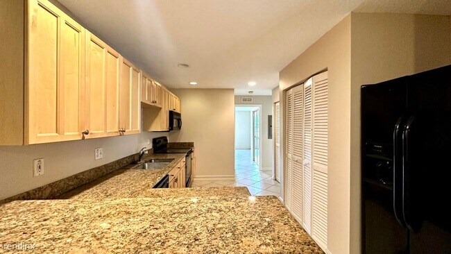 Building Photo - 3 br, 2.5 bath House - 12574 Westhampton C...