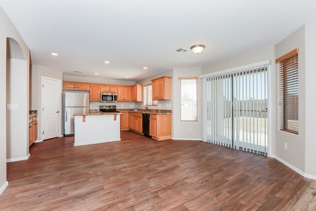 Building Photo - 3691 W Goldmine Mountain Dr