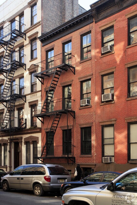 Foto del edificio - 198 W Tenth St