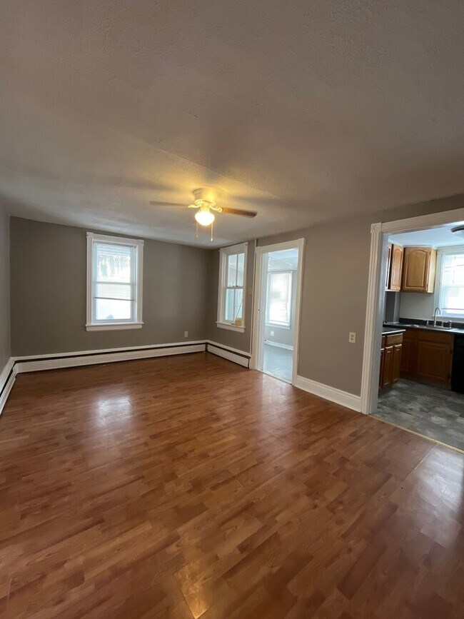 Foto del edificio - 2280 Main St