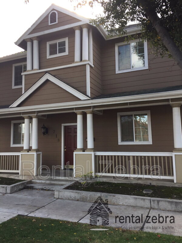 Building Photo - 718 W 18th St