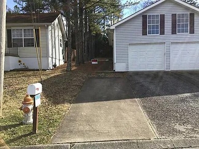 Foto del edificio - 2820 Airwood Dr