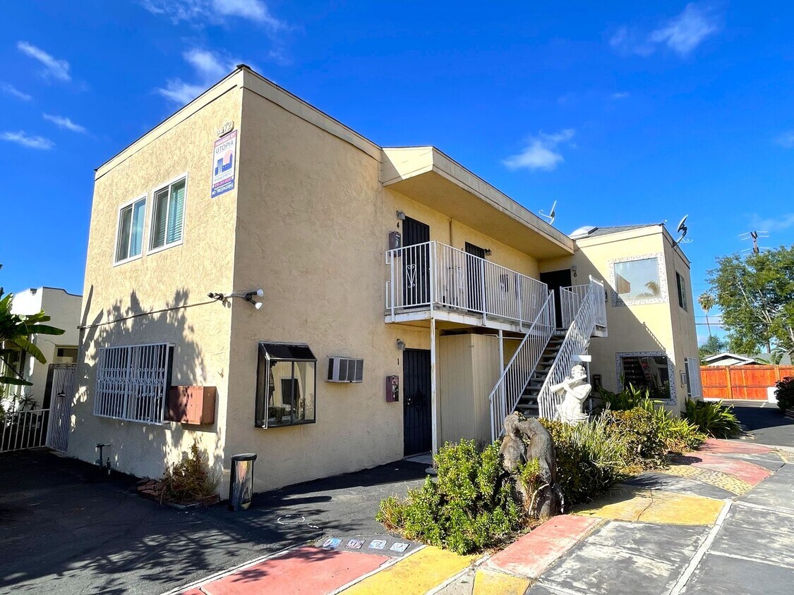 4472 Felton St Unit 2, San Diego, CA 92116 Apartment for Rent in San Diego, CA