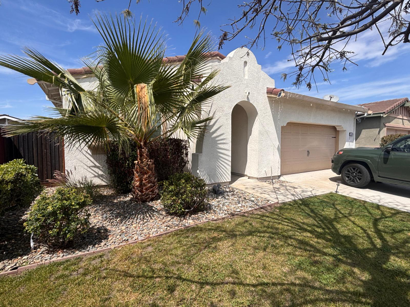 Primary Photo - 1479 Orgullo Ln