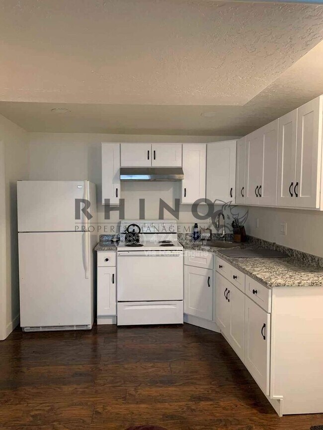 Foto del edificio - 983 E Dry Gulch Cir