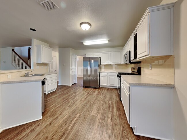 Foto del edificio - 1135 Trinity Trl