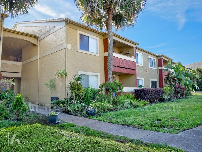 Primary Photo - 630 Kenwick Cir