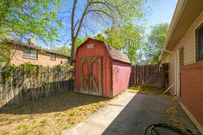 Building Photo - 259 E 8355 S