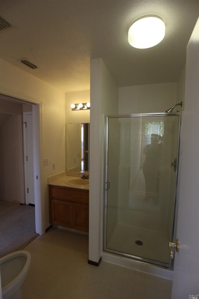 Building Photo - 971 Youngsdale Dr