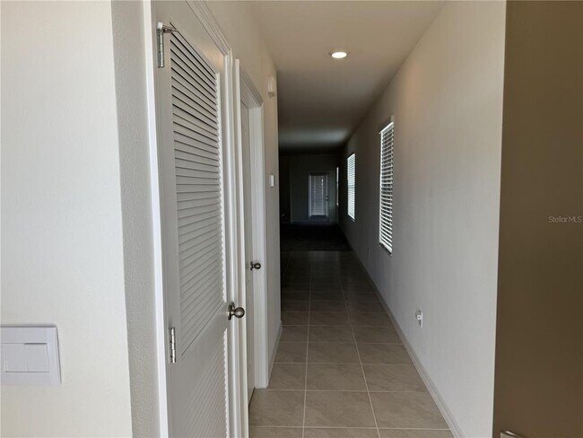 Foto del edificio - 1511 Ellesmere Ave