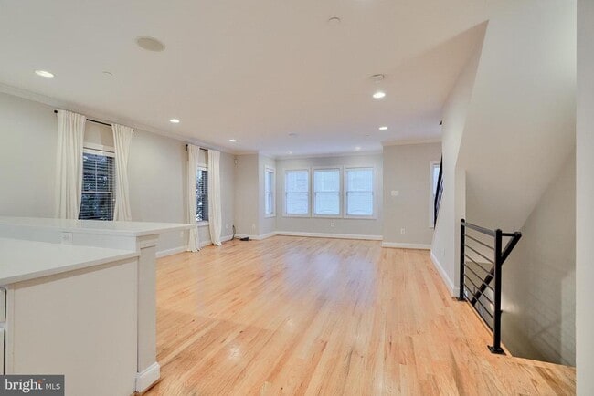 Building Photo - 1714 Olive St