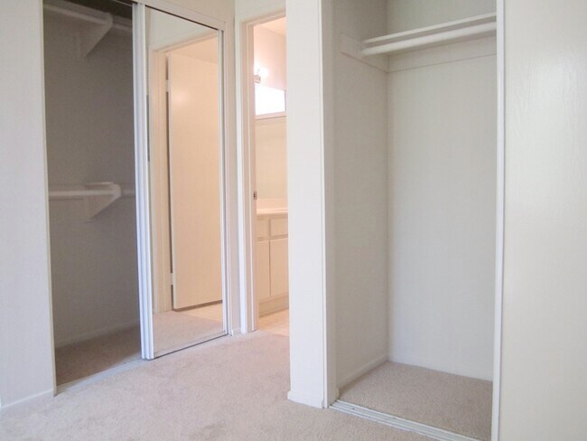 Foto del edificio - 10856 Morrison St