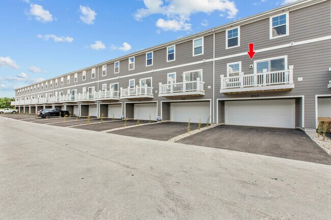 Foto del edificio - 8765 W 108th Dr