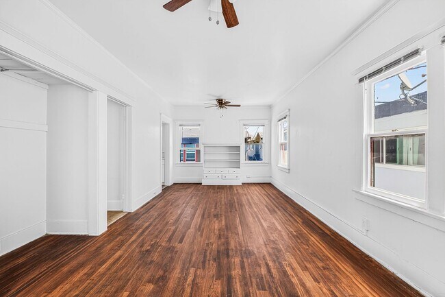 Foto del interior - 1045 E 4th Street