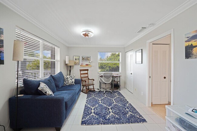 Foto del edificio - 2835 SW 13th St