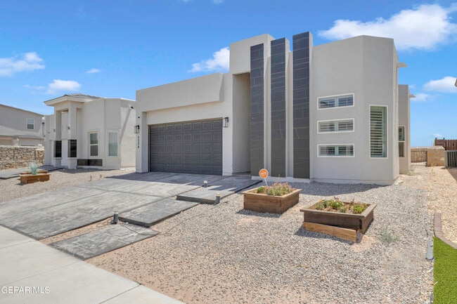 Building Photo - 2224 Tierra Nava ST