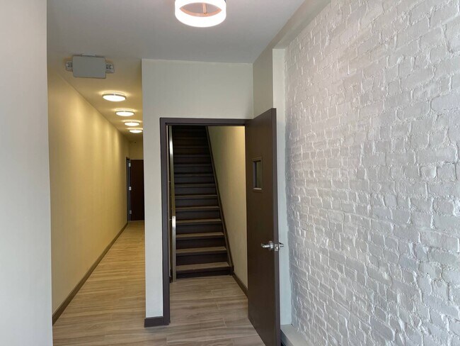 Foto del edificio - 1019 Bedford Ave