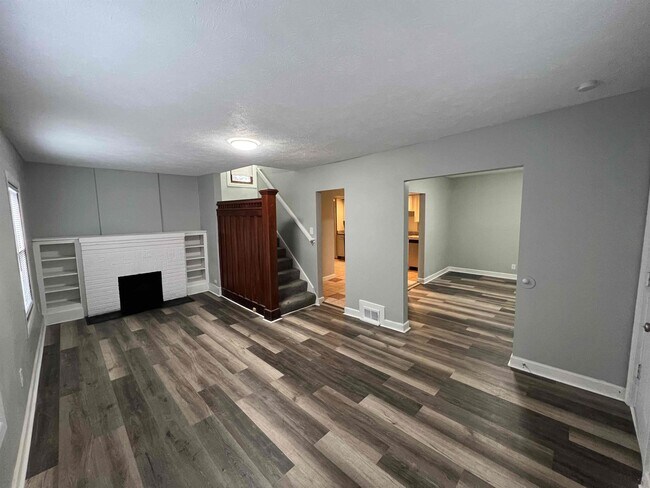 Building Photo - 960 Lawton St