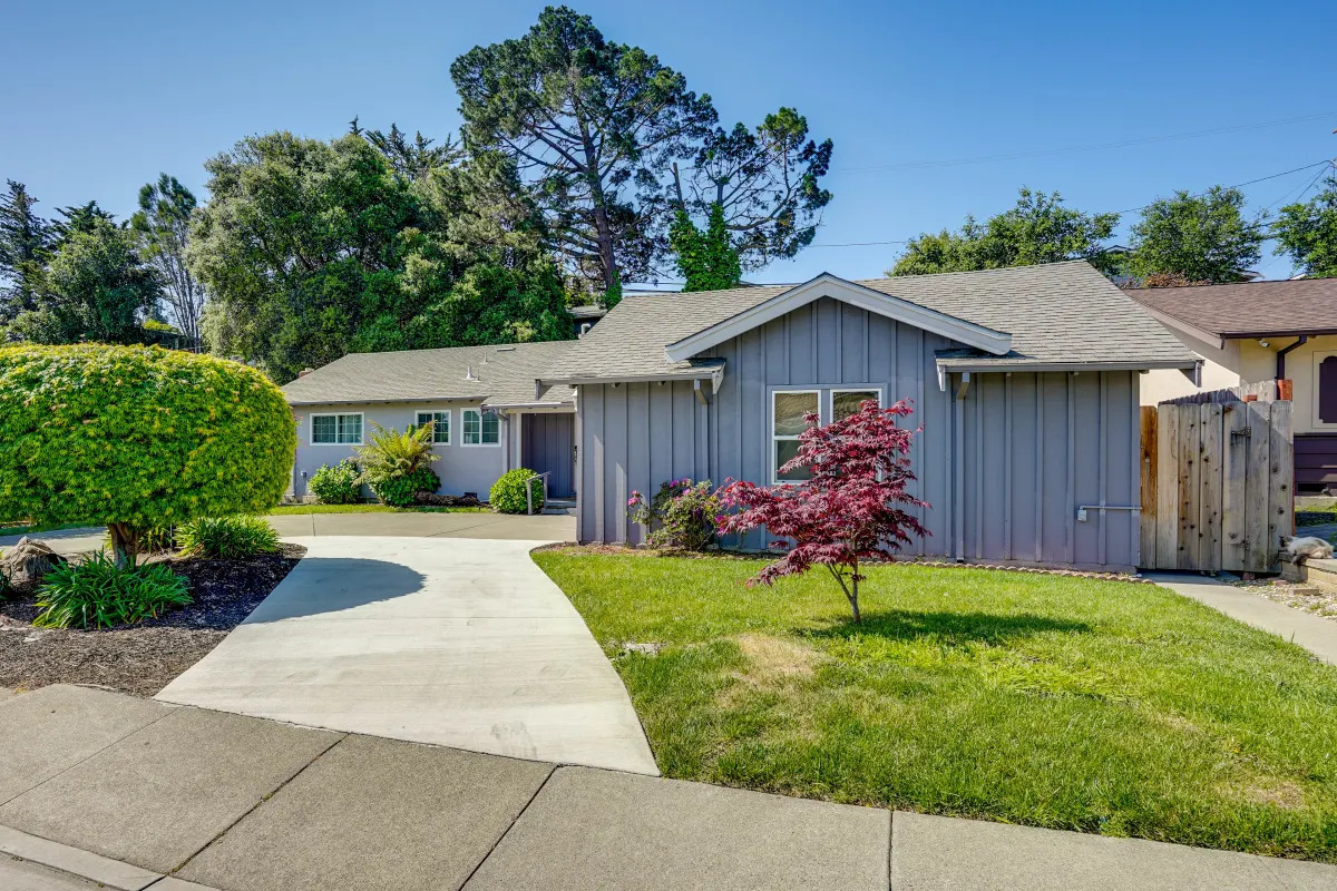 Primary Photo - 1817 Sereno Dr