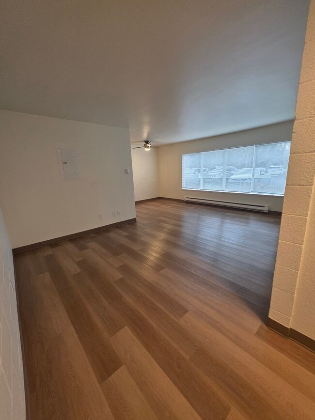 Building Photo - Olympic Park Apartments
