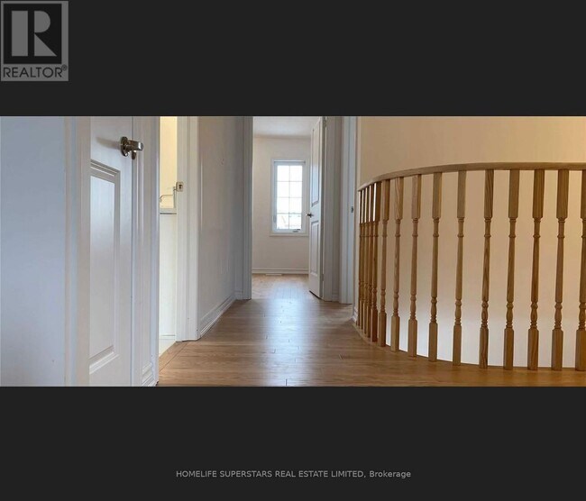 Building Photo - 269 Ridley Cres