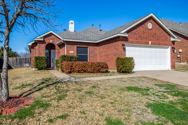 Foto del edificio - 5121 Timber Park Dr