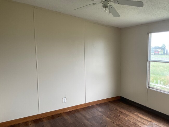 Foto del edificio - 104 Hillside Ct
