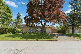 Building Photo - 15 Ullswater Dr