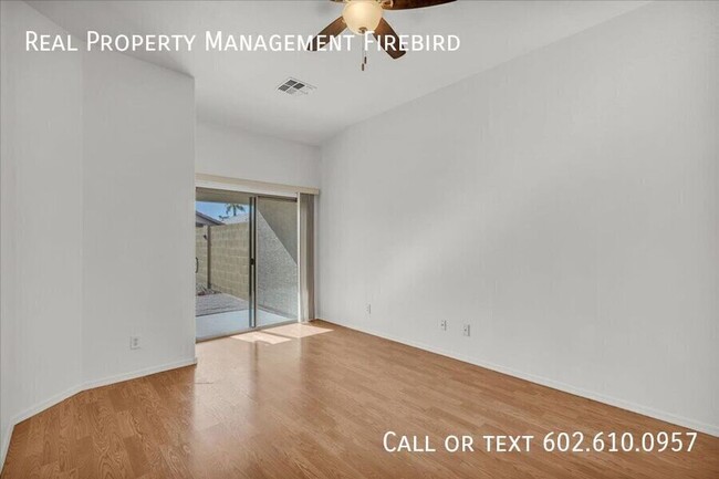 Foto del edificio - 16620 S 48th St