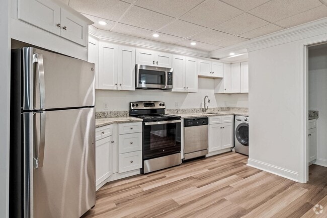 Interior Photo - The Elmstead