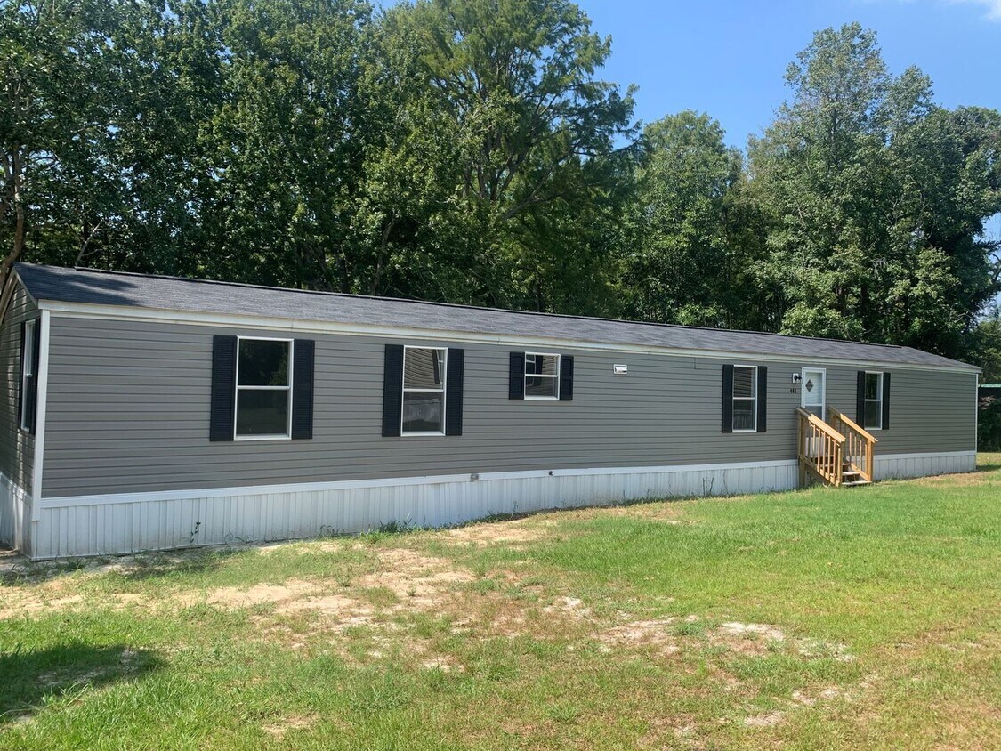 Foto principal - 468 Lake Dr