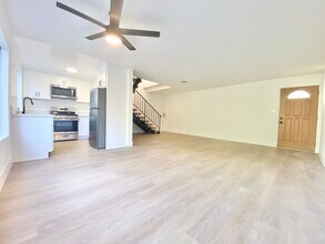 Building Photo - 4737 Orion Ave