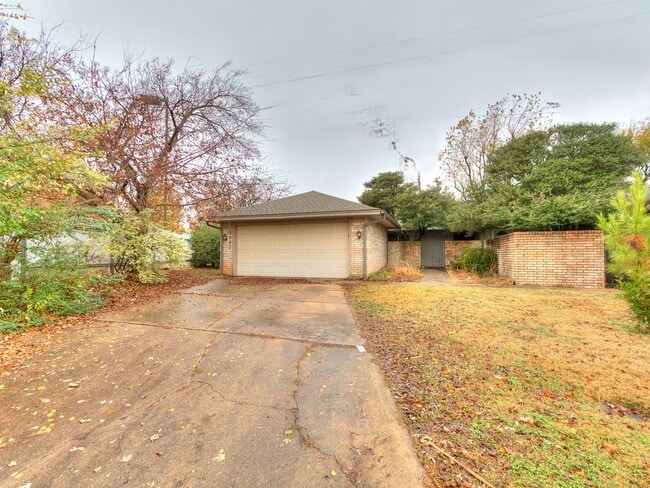 Charming Duplex! - Charming Duplex! House