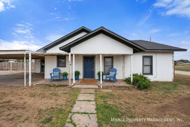 Building Photo - 1302 Ave. E (FS)-1