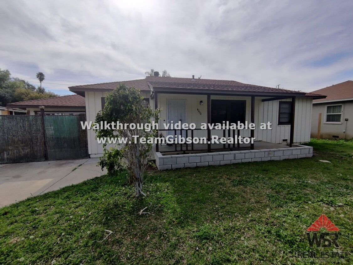 Primary Photo - 4 Bedroom / 2 Bathroom Home.