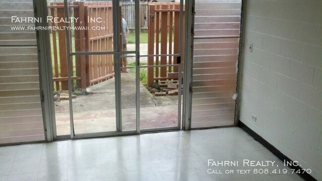 Building Photo - Kalihi - 2 Bedroom 1 Bath on the 1st Floor.