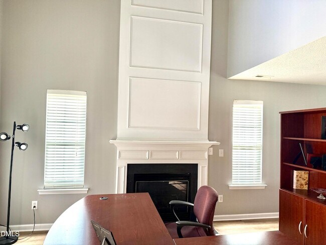 Building Photo - 316 Valley Glen Dr