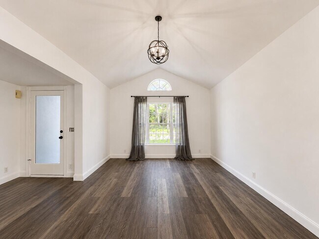 Foto del edificio - 2393 Crawford Ct