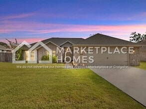 Building Photo - 550 Timber Ridge St